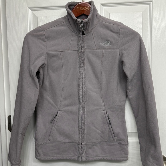 The North Face Women’s Gray Coat – Size S/P – Sherpa Lined – Excellent Condition - Picture 2 of 6